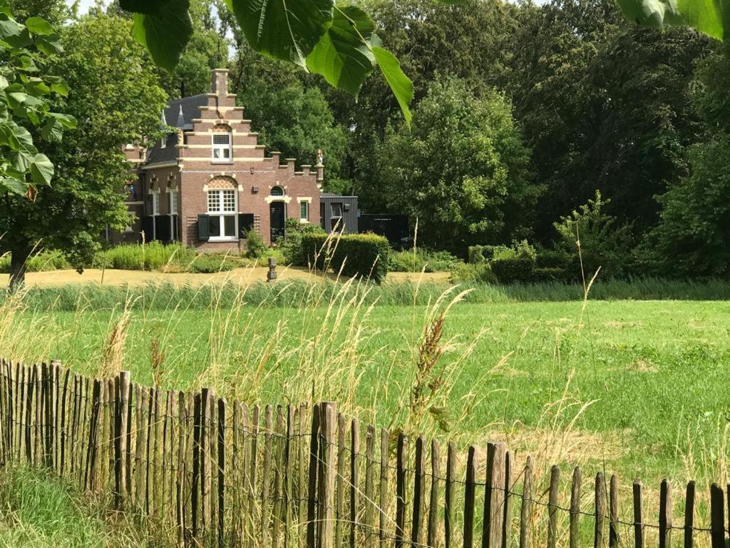 Bed And Breakfast Stinzenflora Cornjum Exterior photo